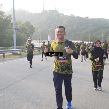 Runner Photo 6848343