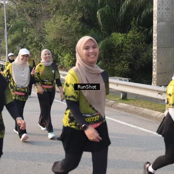 Runner Photo 6848357