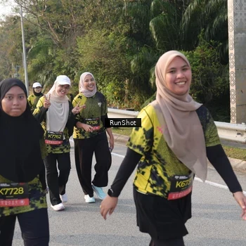 Runner Photo 6848379