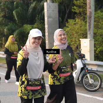 Runner Photo 6848425