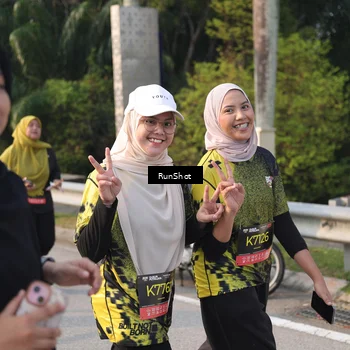 Runner Photo 6848436