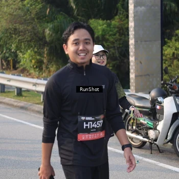 Runner Photo 6848493