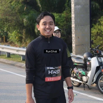 Runner Photo 6848495