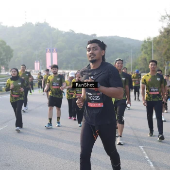 Runner Photo 6848518