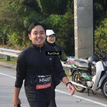 Runner Photo 6848529