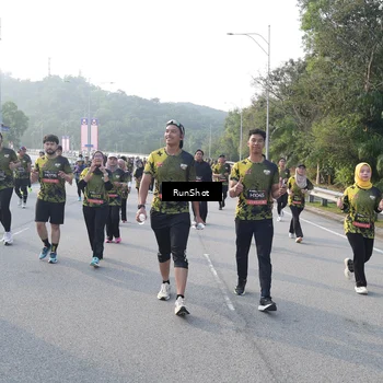 Runner Photo 6848579