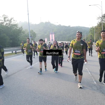 Runner Photo 6848587