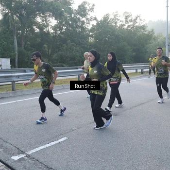 Runner Photo 6848594