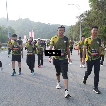 Runner Photo 6848623
