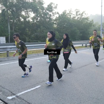 Runner Photo 6848636