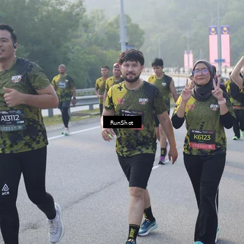 Runner Photo 6848637