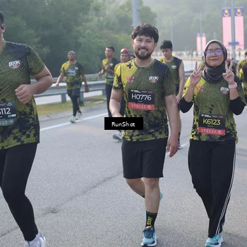 Runner Photo 6848643