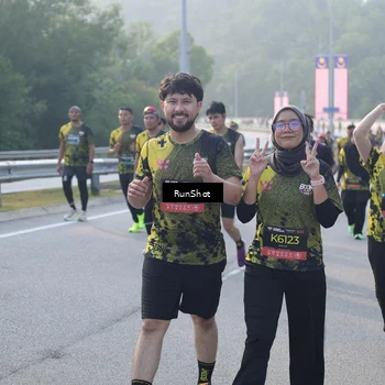 Runner Photo 6848657
