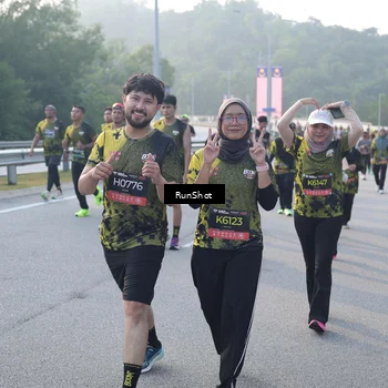 Runner Photo 6848673