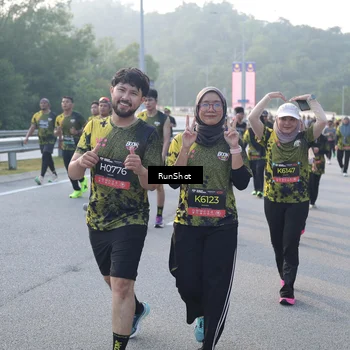 Runner Photo 6848683