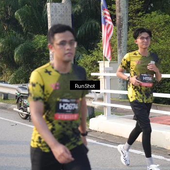 Runner Photo 6848726