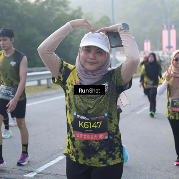 Runner Photo 6848762