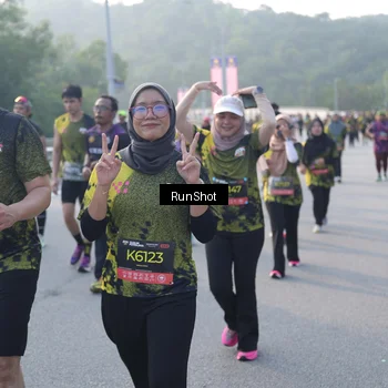 Runner Photo 6848764