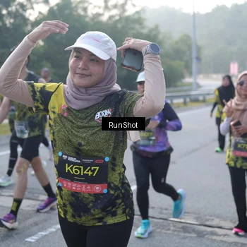Runner Photo 6848772