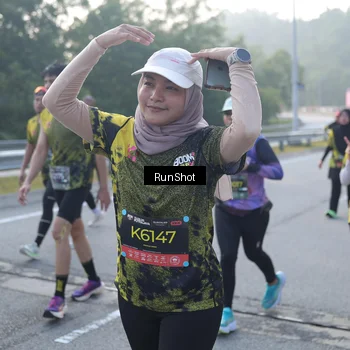 Runner Photo 6848776