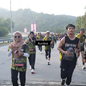 Runner Photo 6848789