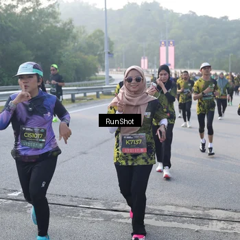 Runner Photo 6848791