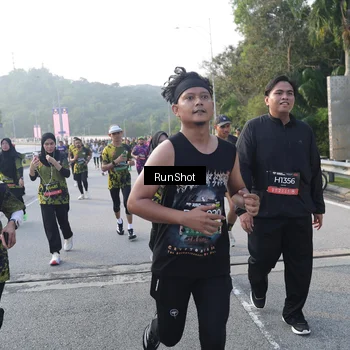 Runner Photo 6848810