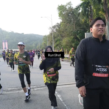 Runner Photo 6848836