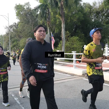 Runner Photo 6848844