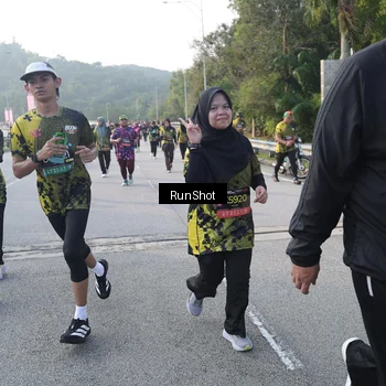 Runner Photo 6848854