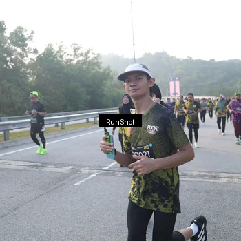 Runner Photo 6848874