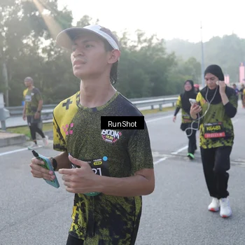 Runner Photo 6848888
