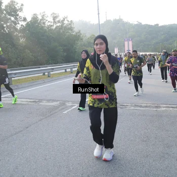Runner Photo 6848921