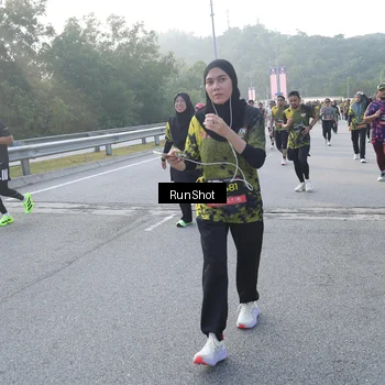 Runner Photo 6848922