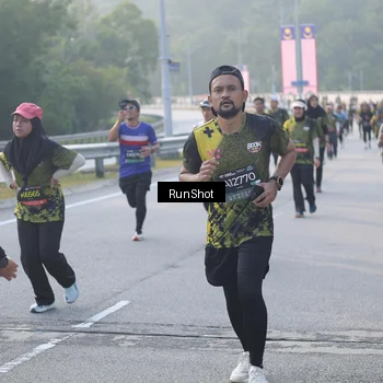 Runner Photo 6848941