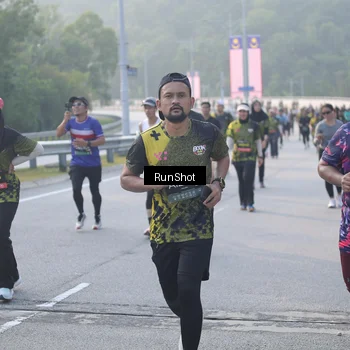 Runner Photo 6848944