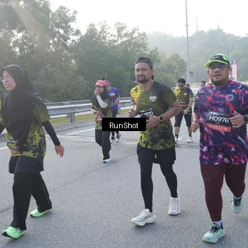 Runner Photo 6849043