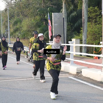 Runner Photo 6849056