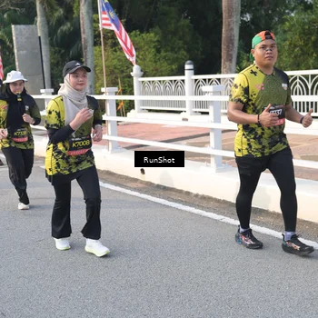 Runner Photo 6849133
