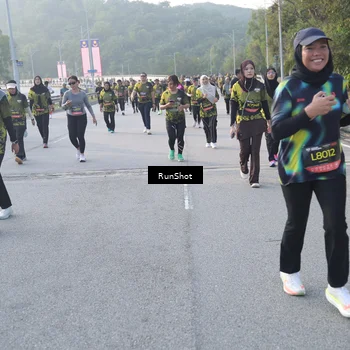 Runner Photo 6849161