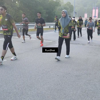 Runner Photo 6849177