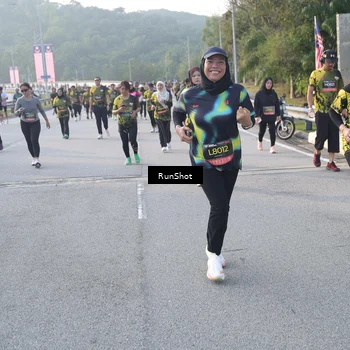Runner Photo 6849181
