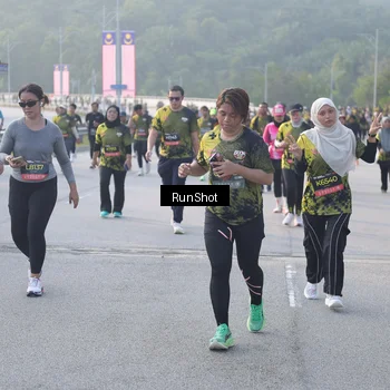 Runner Photo 6849255