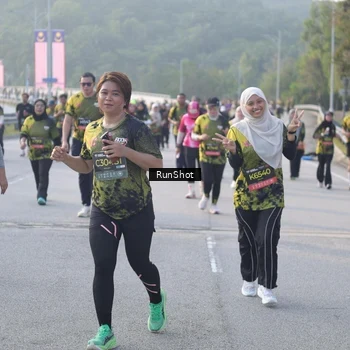 Runner Photo 6849297