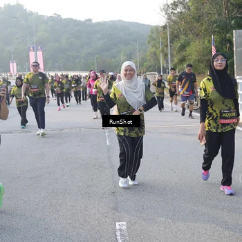 Runner Photo 6849342