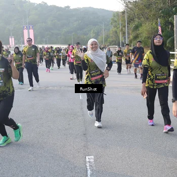 Runner Photo 6849362