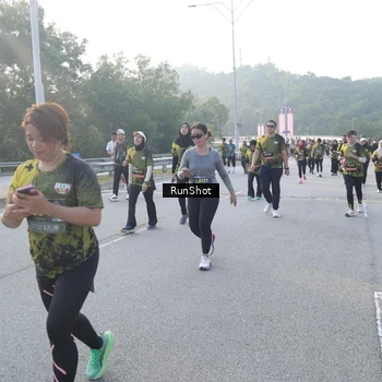 Runner Photo 6849416