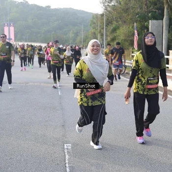 Runner Photo 6849426