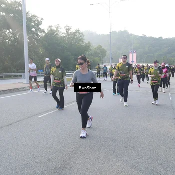 Runner Photo 6849447