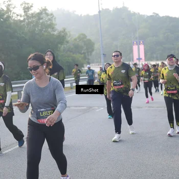 Runner Photo 6849453